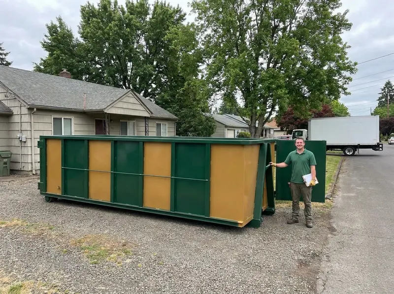 10-Yard Dumpster Rental in Salem, OR