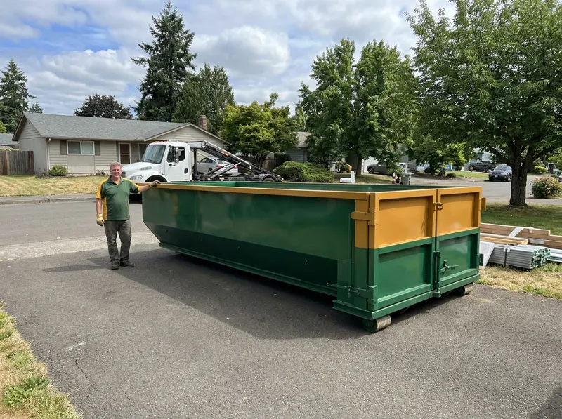 Contractor & Jobsite Roll-Offs in Salem, OR